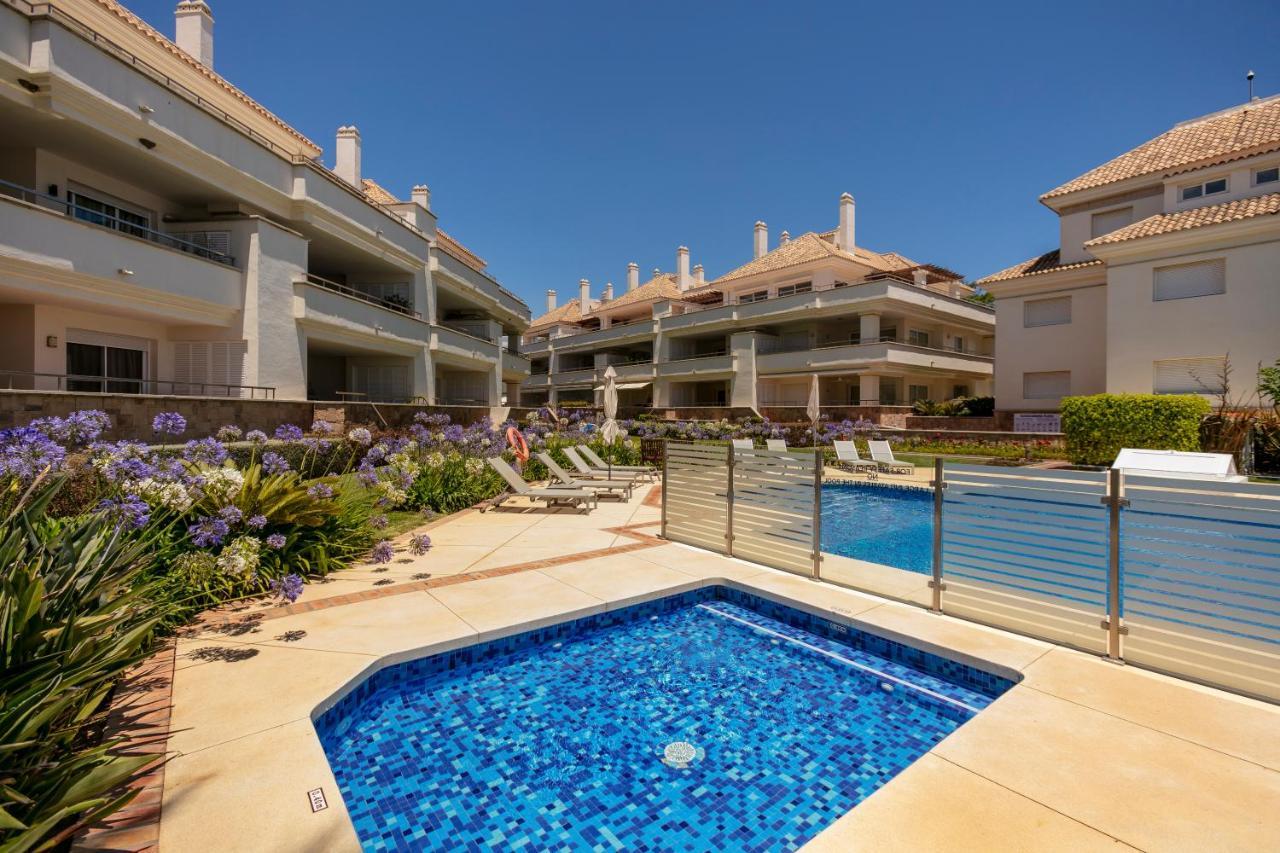 Heaven Beach Apartment 405 Estepona Buitenkant foto