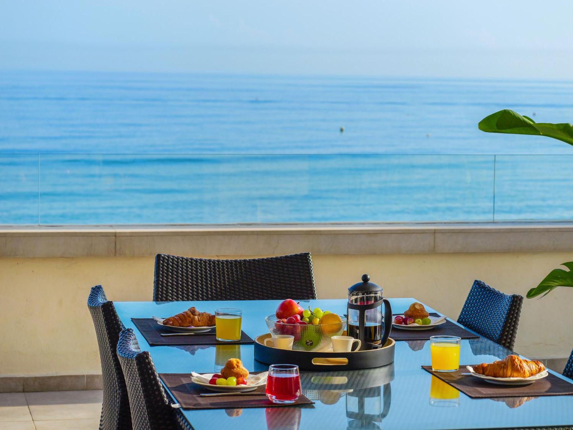 Heaven Beach Apartment 405 Estepona Buitenkant foto