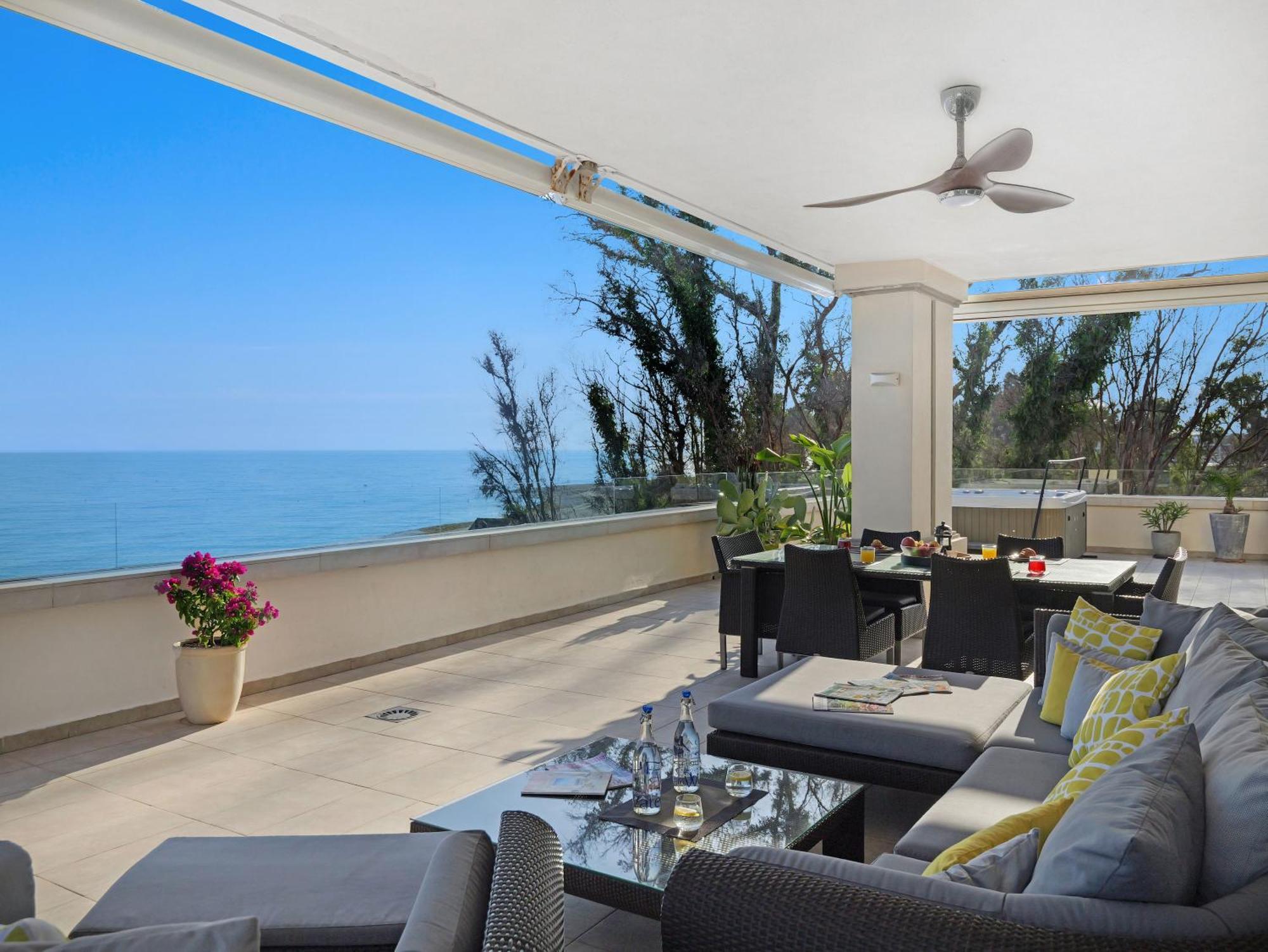 Heaven Beach Apartment 405 Estepona Buitenkant foto